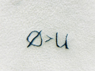 0 > U logo