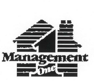 1 MANAGEMENT ONE logo
