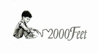 2000 FEET logo