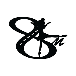 8 KM logo
