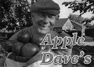 APPLE DAVE'S logo