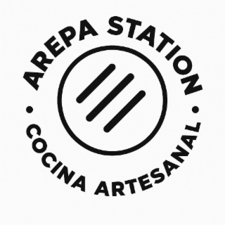 AREPA STATION · COCINA ARTESANAL · logo