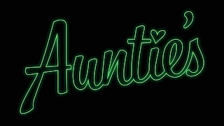 AUNTIE'S logo