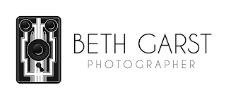BETH GARST PHOTOGRAPHER logo