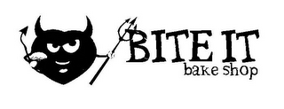 BITE IT BAKE SHOP logo