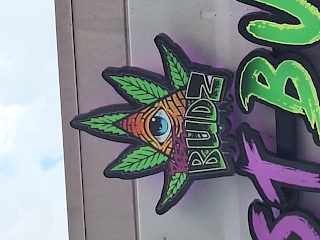 BUDZ logo