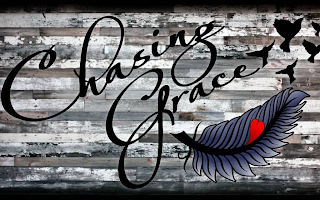 CHASING GRACE logo