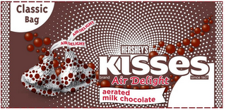 CLASSIC BAG HERSHEY'S KISSES BRAND SINCE 1907 AIR DELIGHT AERATED MILK CHOCOLATE logo