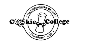 COOKIE COLLEGE THE ORIGINAL COOKIE BOUQUET ESTABLISHED 1987 logo