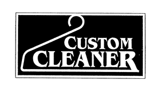 CUSTOM CLEANER logo