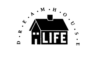 D-R-E-A-M-H-O-U-S-E logo