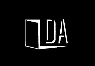 DA
