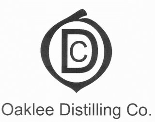DC OAKLEE DISTILLING CO. logo