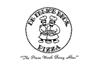 DE FELICE BROS. PIZZA "THE PIZZA WORTH GOING AFTER" logo