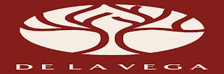 DE LA VEGA logo
