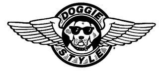 DOGGIE STYLE logo