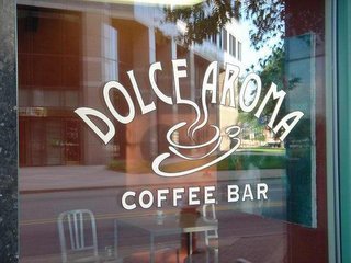 DOLCE AROMA COFFEE BAR logo