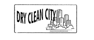 DRY CLEAN CITY logo