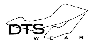 DTS WEAR logo