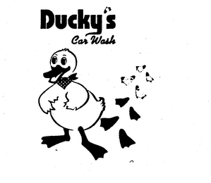 DUCKY'S CAR WASH logo