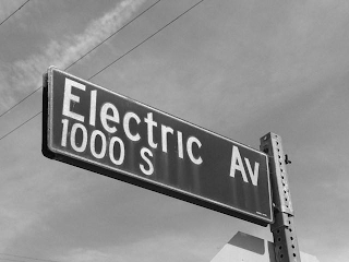 ELECTRIC AV 1000 S logo
