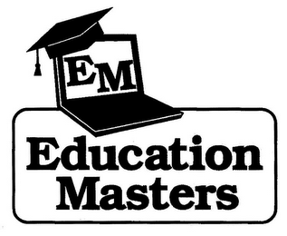 EM EDUCATION MASTERS logo