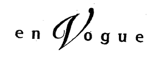 EN VOGUE logo