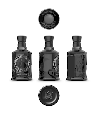 FIDE ET VIRTUTE W.E. GLADSTONE WILLIAM GLADSTONE. A PRIME MINISTER AND HIS AXE THE GLADSTONE AXE THE BLACK AXE SMOOTH & RICH BLENDED MALT SCOTCH WHISKY INSPIRED BY THE RT. HON. W.E. GLADSTONE NOT A DROP OF MY BLOOD IS NOT SCOTTISH W.E. GLADSTONE TRIED-TRUSTED-TRUE 43% ALC/VOL GLADSTONE AXE SCOTCH WHISKY 1868 1880 1886 1892 WEG logo