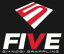 FIVE GI.NOGI GRAPPLING logo