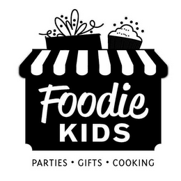 FOODIE KIDS PARTIES · GIFTS · COOKING logo