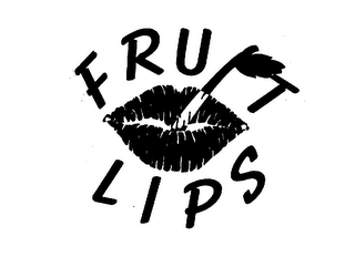 FRUIT LIPS logo