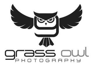 G GRASS OWL PHOTOGRAPHY logo