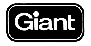 GIANT logo