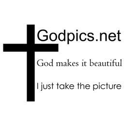 GODPICS.NET GOD MAKES IT BEAUTIFUL, I JUST TAKE THE PICTURE logo