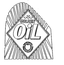 GOLDEN OIL MADE FROM ORANGE PEELS FABRIQUE AVEC DES ESCORCES D'ORANGE logo