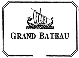 GRAND BATEAU logo