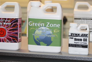 GREEN ZONE GARDEN CENTER AND HYDROPONIC SUPPLIES logo