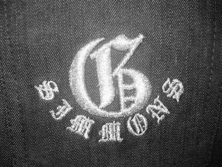GSIMMONS logo