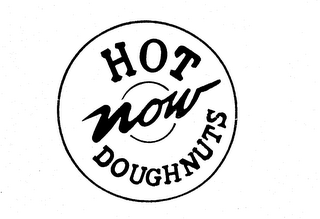 HOT DOUGHNUTS NOW logo