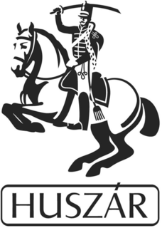 HUSZÁR logo