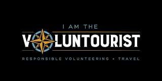 I AM THE VOLUNTOURIST RESPONSIBLE VOLUNTEERING + TRAVEL logo