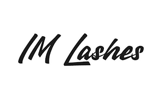 IM LASHES logo