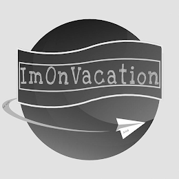 IM ON VACATION EST. 2020 logo