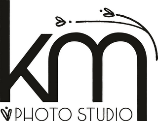 KM PHOTO STUDIO logo