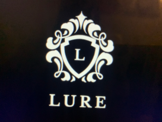 L LURE logo