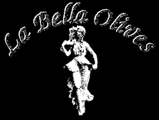 LA BELLA OLIVES logo