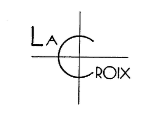 LA CROIX logo