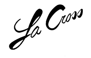 LA CROSS logo