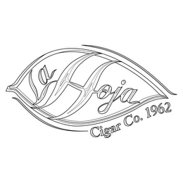 LA HOJA CIGAR CO. 1962 logo
