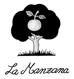 LA MANZANA logo